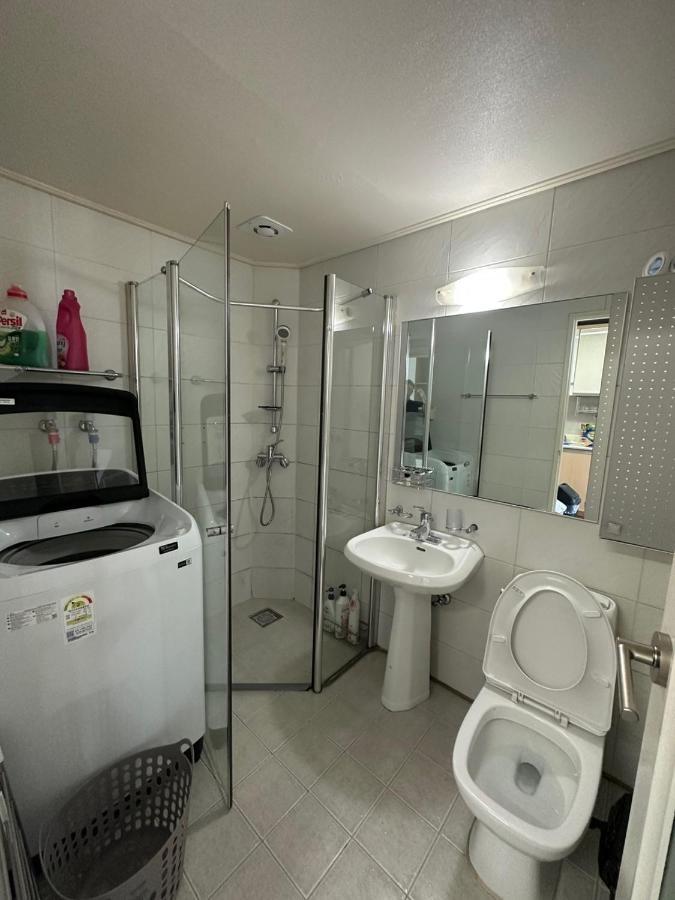 Hongdae Guesthouse2 1Min From Hongik Uni Station Exit #1 Seoul Eksteriør billede